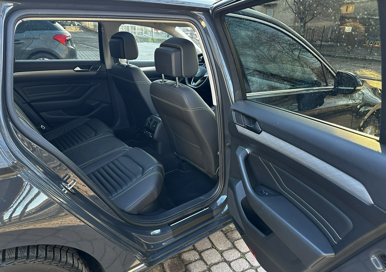 מכונית Volkswagen Passat B8 GTE 1.4TSI 218KM Hybryda Plug-in zasięg 50km Panorama*Navi*Skóra*FV2: תמונה 20