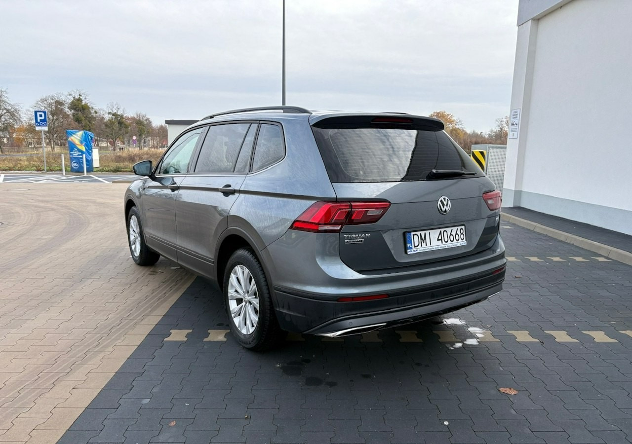 Volkswagen Tiguan II 1,4TSI 150KM 65tyśkm 7osobowy Comfort Tempomat ACC Klima Alu 2018 - SUV: תמונה 4 Volkswagen Tiguan II 1,4TSI 150KM 65tyśkm 7osobowy Comfort Tempomat ACC Klima Alu 2018 - SUV: תמונה 4