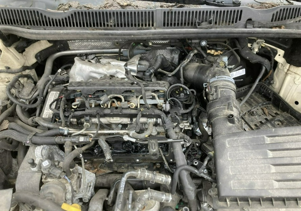 Volkswagen Touran II Touran - מכונית: תמונה 5 Volkswagen Touran II Touran - מכונית: תמונה 5