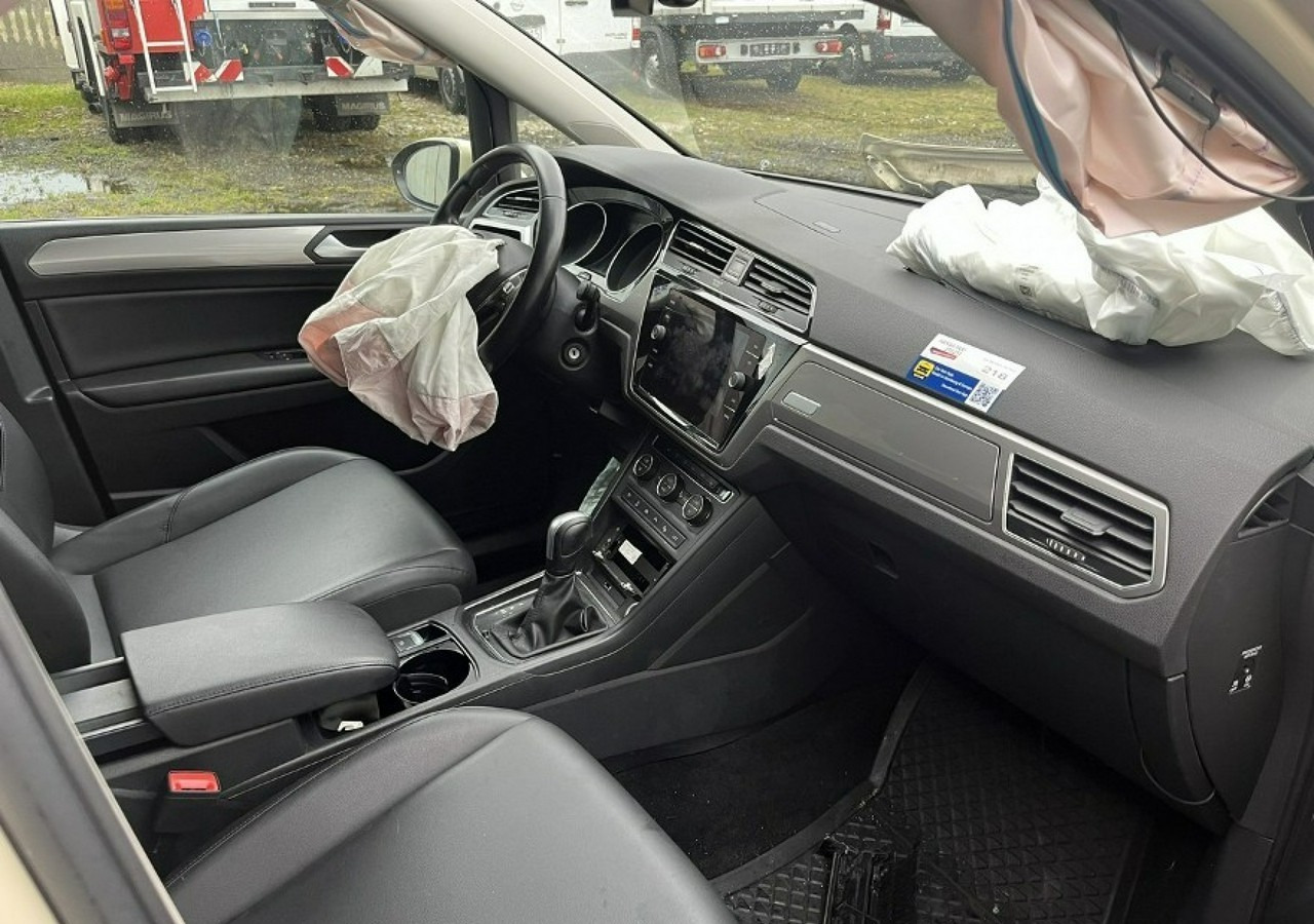 Volkswagen Touran III Touran - מכונית: תמונה 5 Volkswagen Touran III Touran - מכונית: תמונה 5