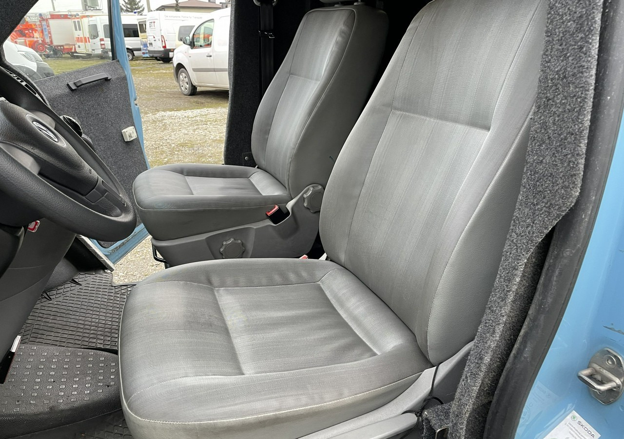 רכב אספן Volkswagen Transporter T5 Transporter Bankowóz kuloodporny opancerzony Model 2015: תמונה 12