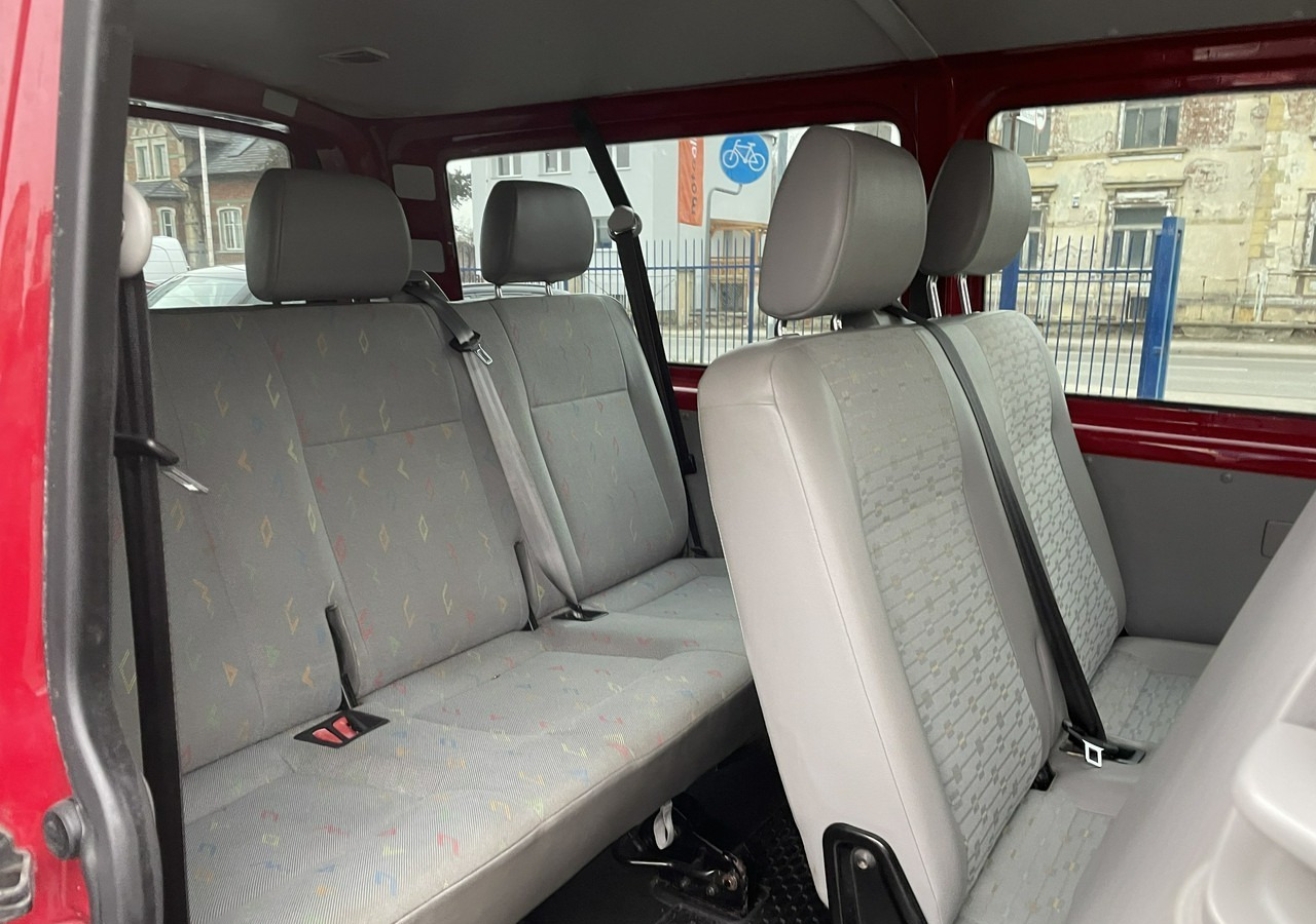 מכונית Volkswagen Transporter T5 Transporter T5 Lift 2.0 Tdi 9-osob Klima 2011: תמונה 13
