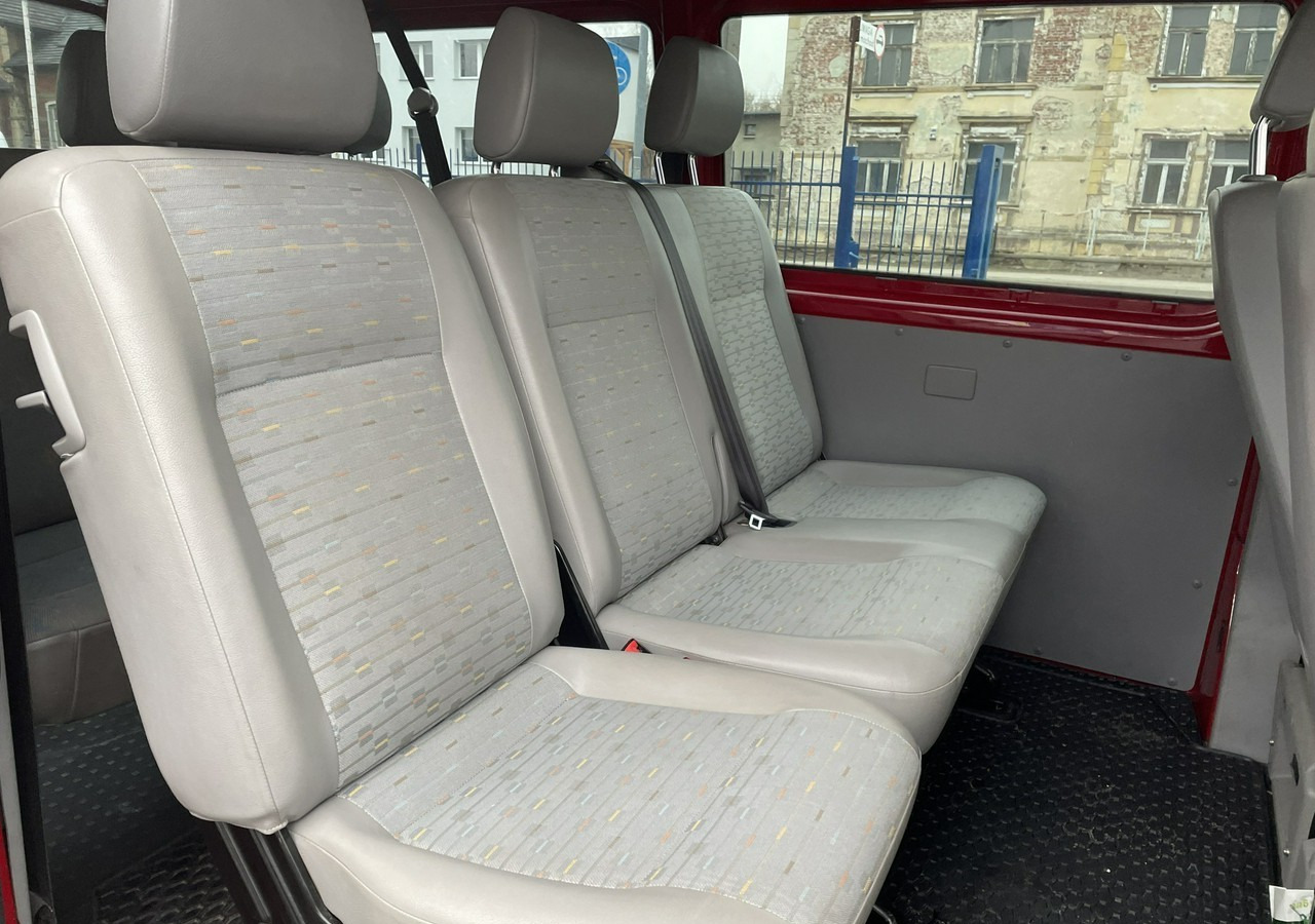 מכונית Volkswagen Transporter T5 Transporter T5 Lift 2.0 Tdi 9-osob Klima 2011: תמונה 12