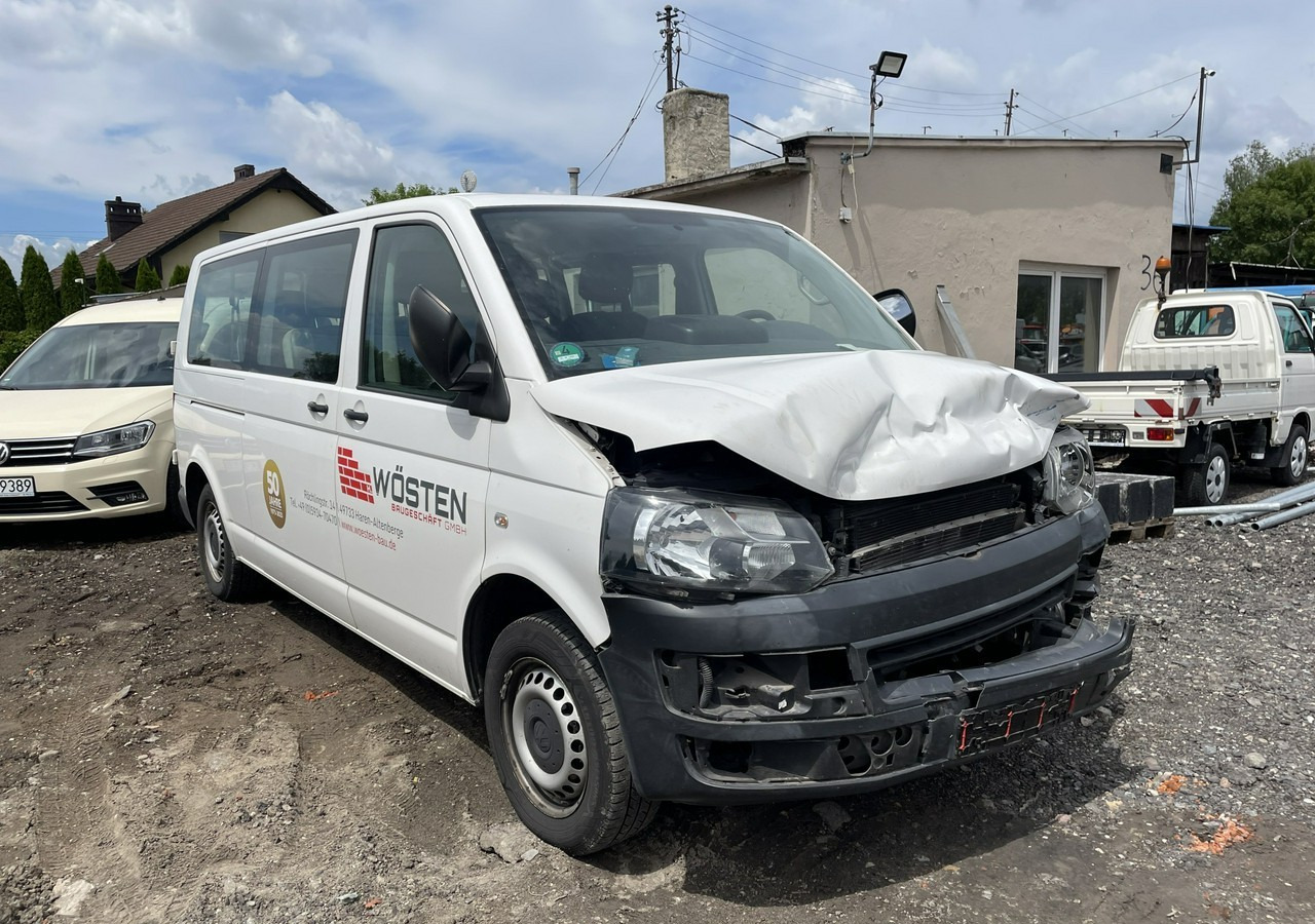 Volkswagen Transporter T5 Volkswagen Transporter Long 2.0-140KM 9-osobowy Model 2015 - מכונית: תמונה 1 Volkswagen Transporter T5 Volkswagen Transporter Long 2.0-140KM 9-osobowy Model 2015 - מכונית: תמונה 1