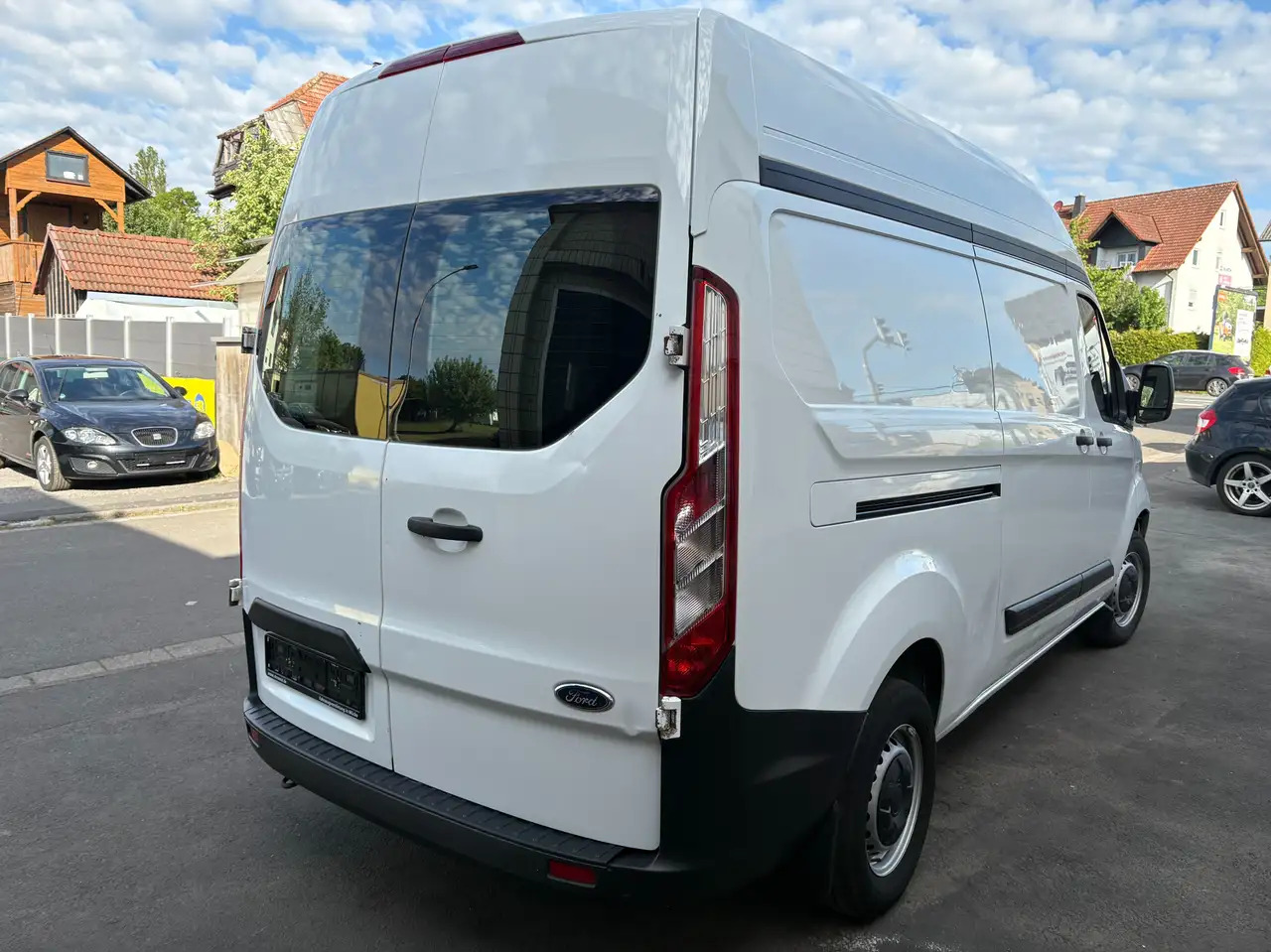 Ford Transit Custom 300 L2 H2 Motorschaden - כלי רכב מסחרי עם לוח: תמונה 4 Ford Transit Custom 300 L2 H2 Motorschaden - כלי רכב מסחרי עם לוח: תמונה 4