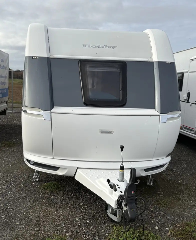 Hobby 540UFf Wohnwagen queensbett - קרוואן נגרר: תמונה 2 Hobby 540UFf Wohnwagen queensbett - קרוואן נגרר: תמונה 2