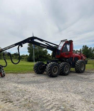 מקצרת יערות Komatsu 951: תמונה 1