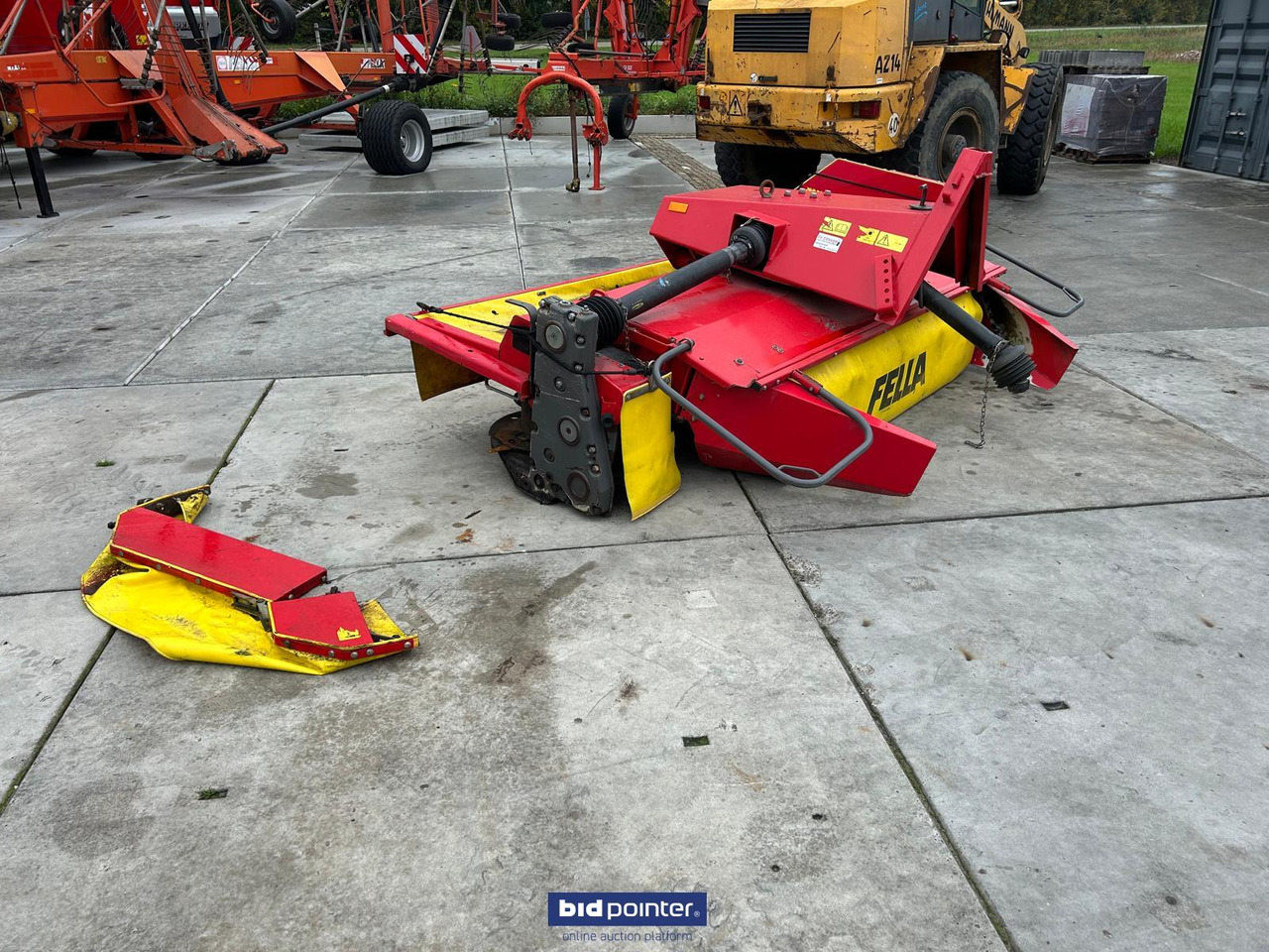 Fella SM310 - מכסחה: תמונה 1 Fella SM310 - מכסחה: תמונה 1