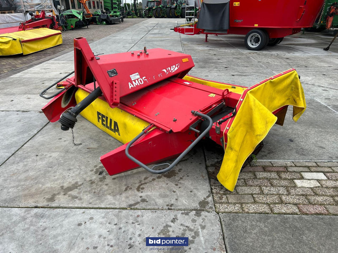 Fella SM310 - מכסחה: תמונה 3 Fella SM310 - מכסחה: תמונה 3