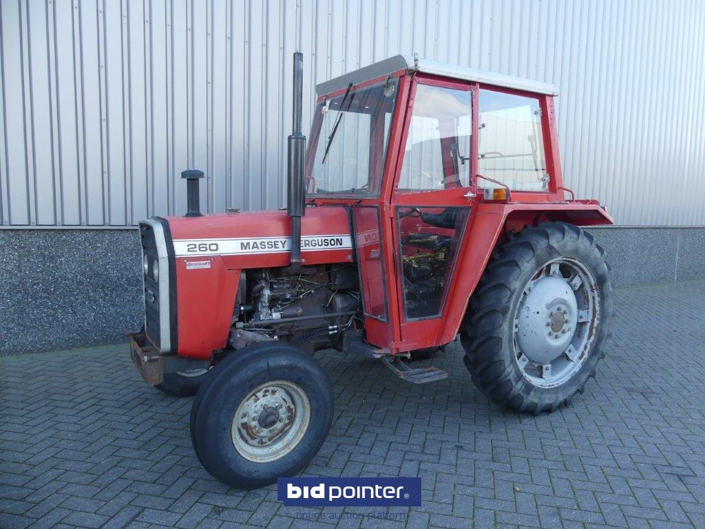 Massey Ferguson 260 with 4226 Hours and powersteering - טרקטור חקלאי: תמונה 1 Massey Ferguson 260 with 4226 Hours and powersteering - טרקטור חקלאי: תמונה 1