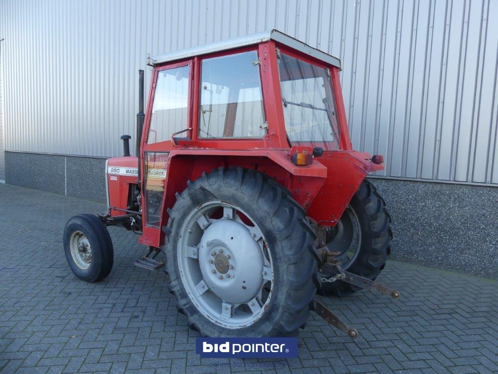 Massey Ferguson 260 with 4226 Hours and powersteering - טרקטור חקלאי: תמונה 4 Massey Ferguson 260 with 4226 Hours and powersteering - טרקטור חקלאי: תמונה 4