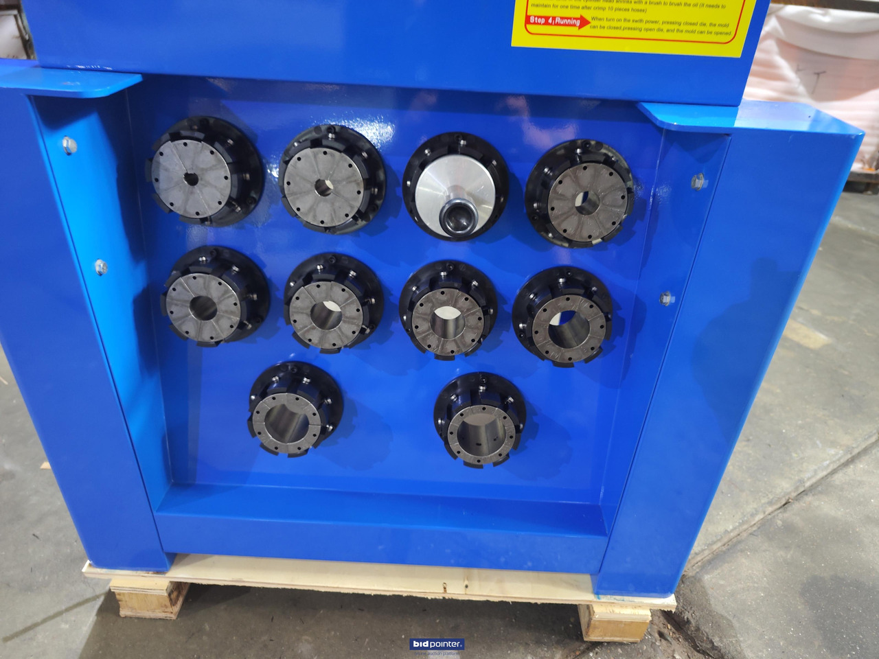 Slangen pers met trompet 380V - ציוד לסדנאות: תמונה 4 Slangen pers met trompet 380V - ציוד לסדנאות: תמונה 4