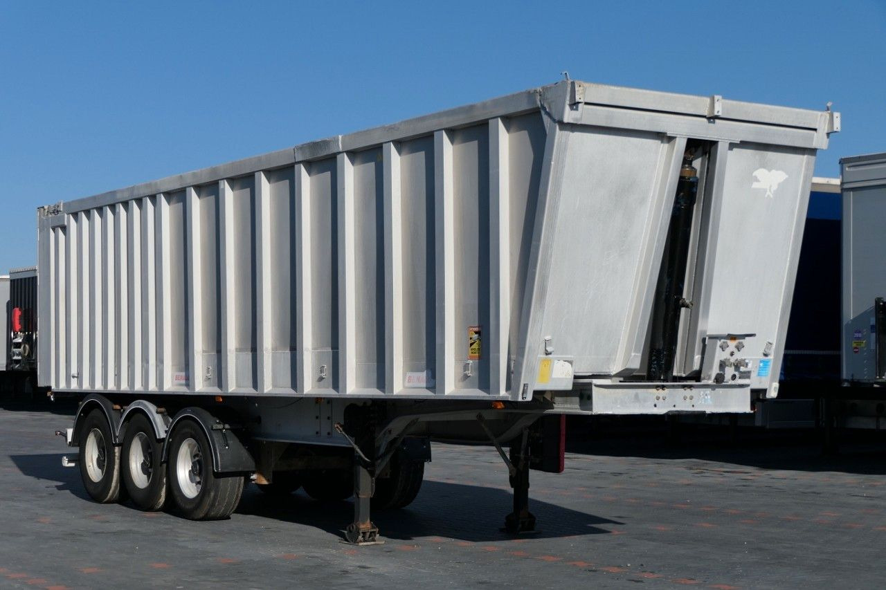 Benalu TIPPER 45 M3/WHOLE ALUMINIUM/5700 KG/FLAP-DOORS - סמיטריילר עם מזהיר: תמונה 1 Benalu TIPPER 45 M3/WHOLE ALUMINIUM/5700 KG/FLAP-DOORS - סמיטריילר עם מזהיר: תמונה 1