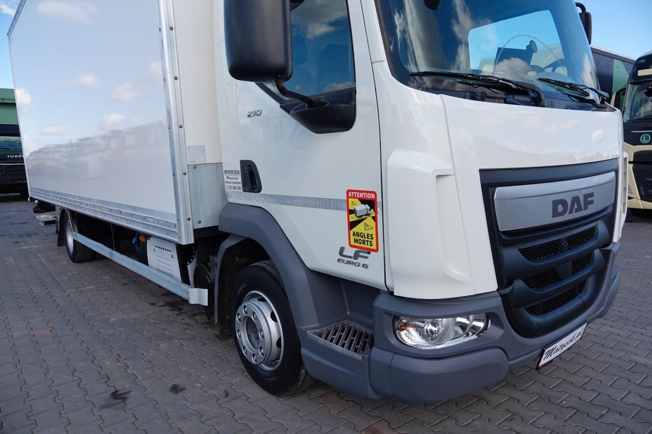 DAF LF 210 / KONTENER - 7 M / SOLÓWKA / WINDA DHOLLA - משאית תיבה: תמונה 5 DAF LF 210 / KONTENER - 7 M / SOLÓWKA / WINDA DHOLLA - משאית תיבה: תמונה 5