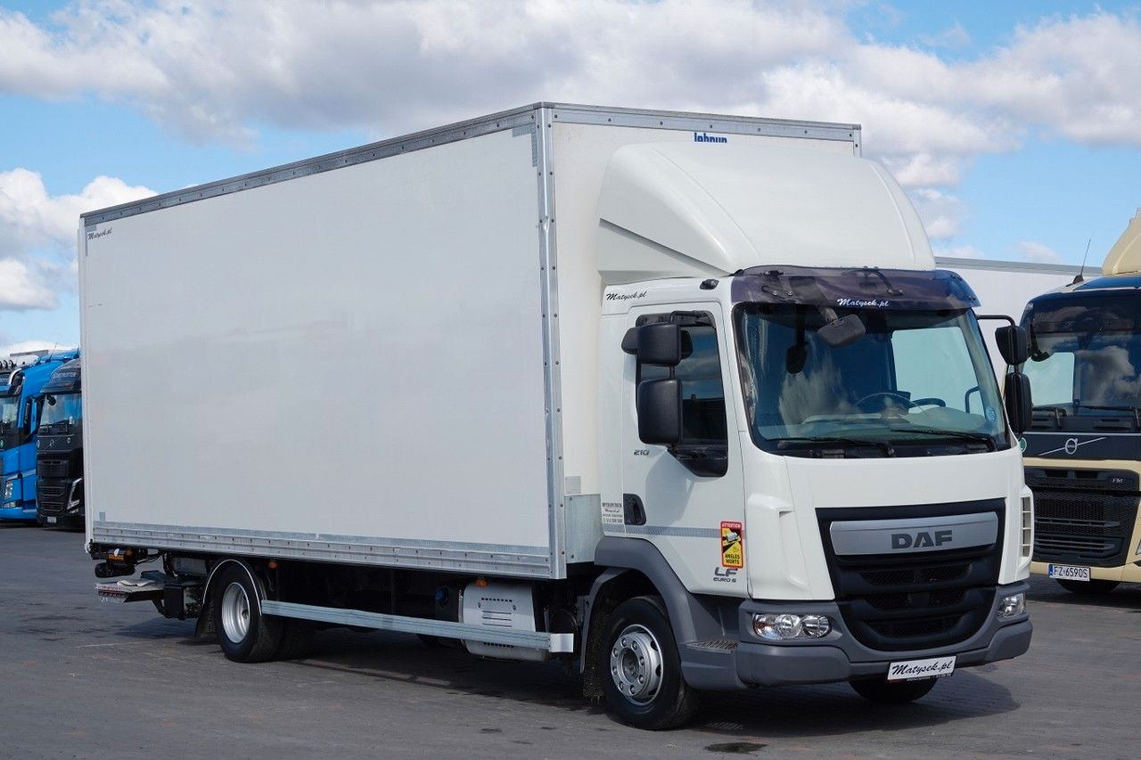 DAF LF 210 / KONTENER - 7 M / SOLÓWKA / WINDA DHOLLA - משאית תיבה: תמונה 4 DAF LF 210 / KONTENER - 7 M / SOLÓWKA / WINDA DHOLLA - משאית תיבה: תמונה 4
