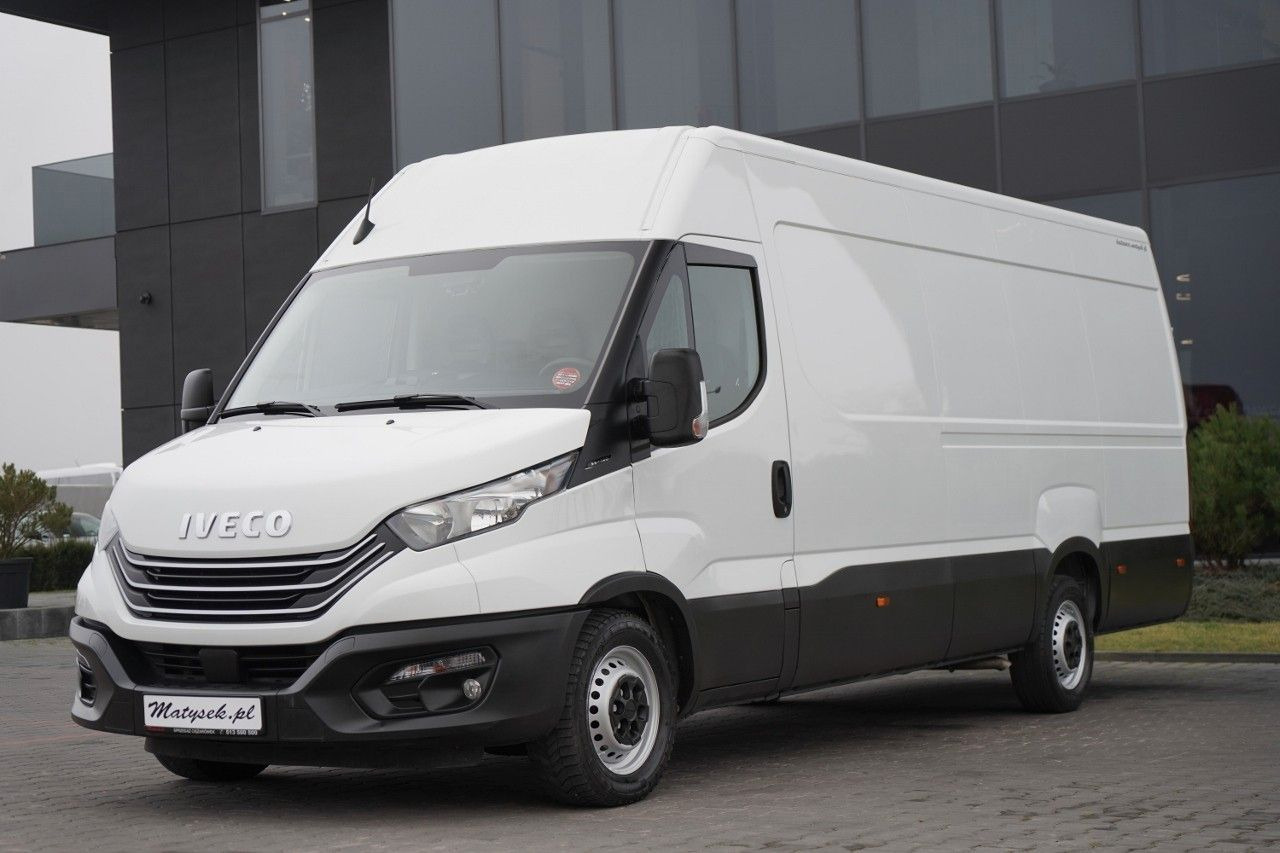 Iveco DAILY 35-140 / BLASZAK / FURGON / MANUAL - כלי רכב מסחרי עם לוח: תמונה 1 Iveco DAILY 35-140 / BLASZAK / FURGON / MANUAL - כלי רכב מסחרי עם לוח: תמונה 1