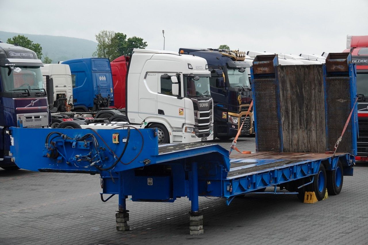 Kaiser LAWETA NISKOPODWOZIOWA / NAJAZDY HYDRAULICZNE / - סמיטריילר עם מטען נמוך: תמונה 1 Kaiser LAWETA NISKOPODWOZIOWA / NAJAZDY HYDRAULICZNE / - סמיטריילר עם מטען נמוך: תמונה 1
