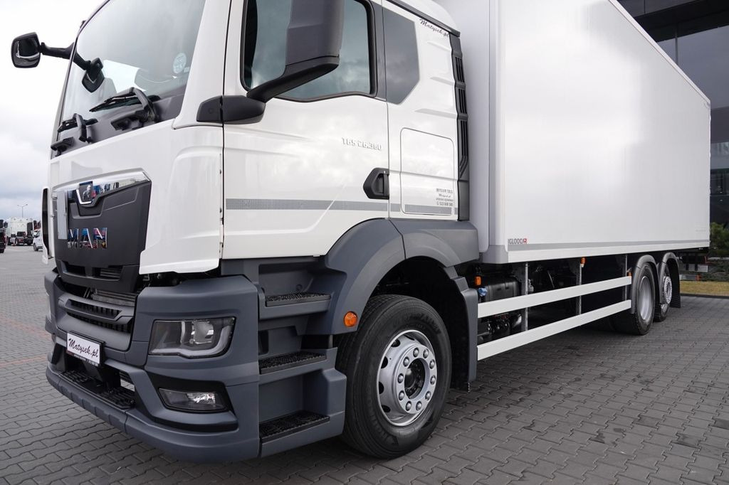 MAN TGS 26.360 / 6x2 / CHŁODNIA -8,2 M / SUPRA 850MT MAN TGS 26.360 / 6x2 / CHŁODNIA -8,2 M / SUPRA 850MT - משאית קירור: תמונה 3 MAN TGS 26.360 / 6x2 / CHŁODNIA -8,2 M / SUPRA 850MT MAN TGS 26.360 / 6x2 / CHŁODNIA -8,2 M / SUPRA 850MT - משאית קירור: תמונה 3