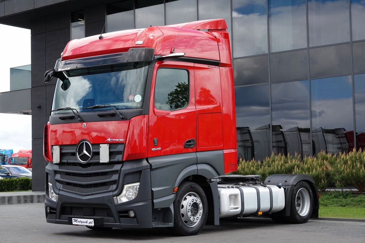 Mercedes-Benz ACTROS 1845 / LOW DECK / MEGA / BIG SPACE / PO K - יחידת טרקטור: תמונה 1 Mercedes-Benz ACTROS 1845 / LOW DECK / MEGA / BIG SPACE / PO K - יחידת טרקטור: תמונה 1
