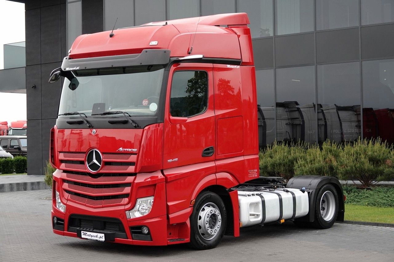Mercedes-Benz ACTROS 1845 / LOW DECK / MEGA / BIG SPACE / PO K - יחידת טרקטור: תמונה 2 Mercedes-Benz ACTROS 1845 / LOW DECK / MEGA / BIG SPACE / PO K - יחידת טרקטור: תמונה 2