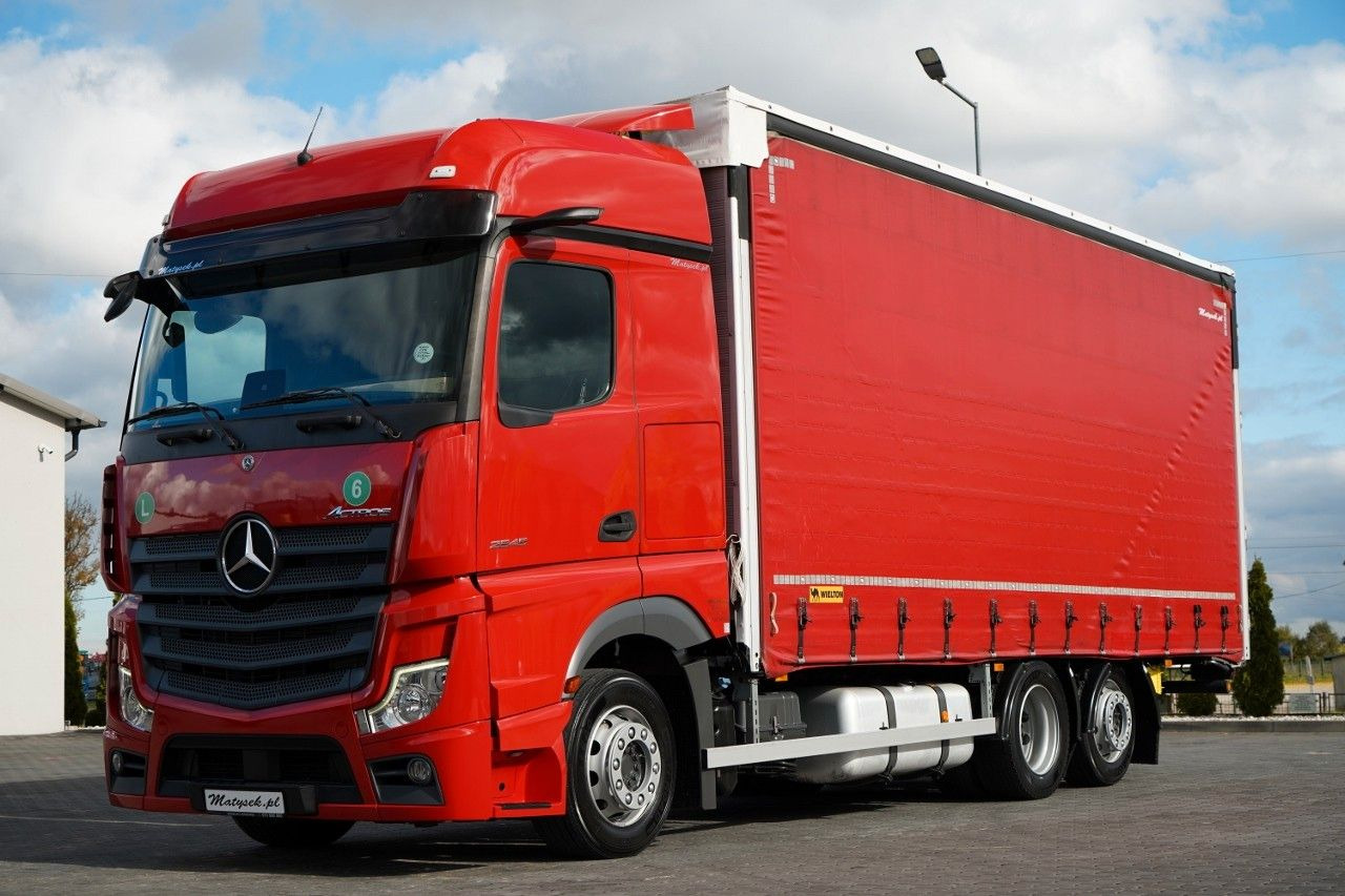 Mercedes-Benz ACTROS 2545 / SOLÓWKA  / 6x2 / OŚ PODNOSZONA / B - משאית וילונות צד: תמונה 1 Mercedes-Benz ACTROS 2545 / SOLÓWKA  / 6x2 / OŚ PODNOSZONA / B - משאית וילונות צד: תמונה 1