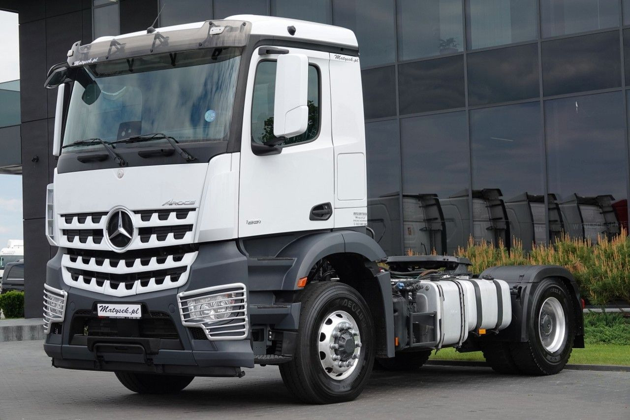 Mercedes-Benz AROCS 1851 / 4X4 / HYDRODRIVE / KOMPRESOR DO WY - יחידת טרקטור: תמונה 2 Mercedes-Benz AROCS 1851 / 4X4 / HYDRODRIVE / KOMPRESOR DO WY - יחידת טרקטור: תמונה 2