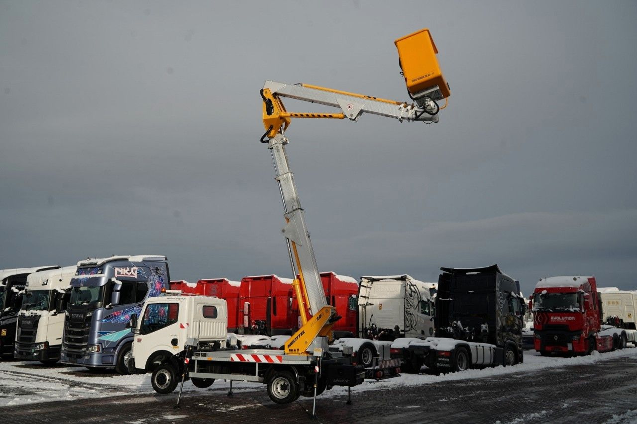 Renault MAXITY 120 dxi / ZWYŻKA 20 METRÓW / PODNOŚNIK KO - פלטפורמה אווירית מותקנת על משאית: תמונה 5 Renault MAXITY 120 dxi / ZWYŻKA 20 METRÓW / PODNOŚNIK KO - פלטפורמה אווירית מותקנת על משאית: תמונה 5