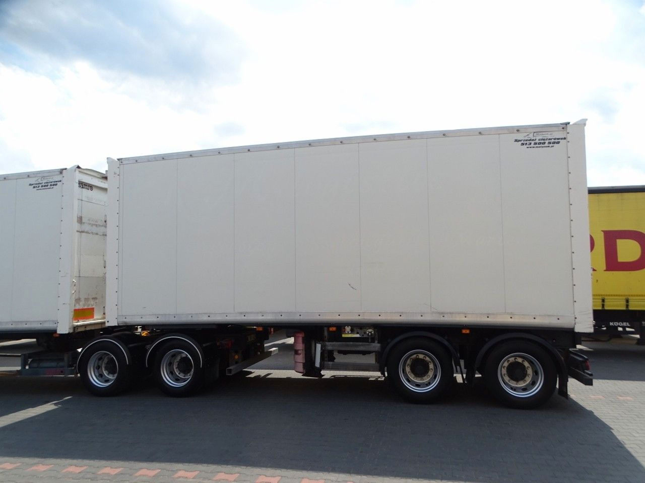 Samro JUMBO VEHICULAR BOX- 7,3 M + 7,3 M/KOFFER TANDEM - סמיטריילר בתיבה סגורה: תמונה 4 Samro JUMBO VEHICULAR BOX- 7,3 M + 7,3 M/KOFFER TANDEM - סמיטריילר בתיבה סגורה: תמונה 4