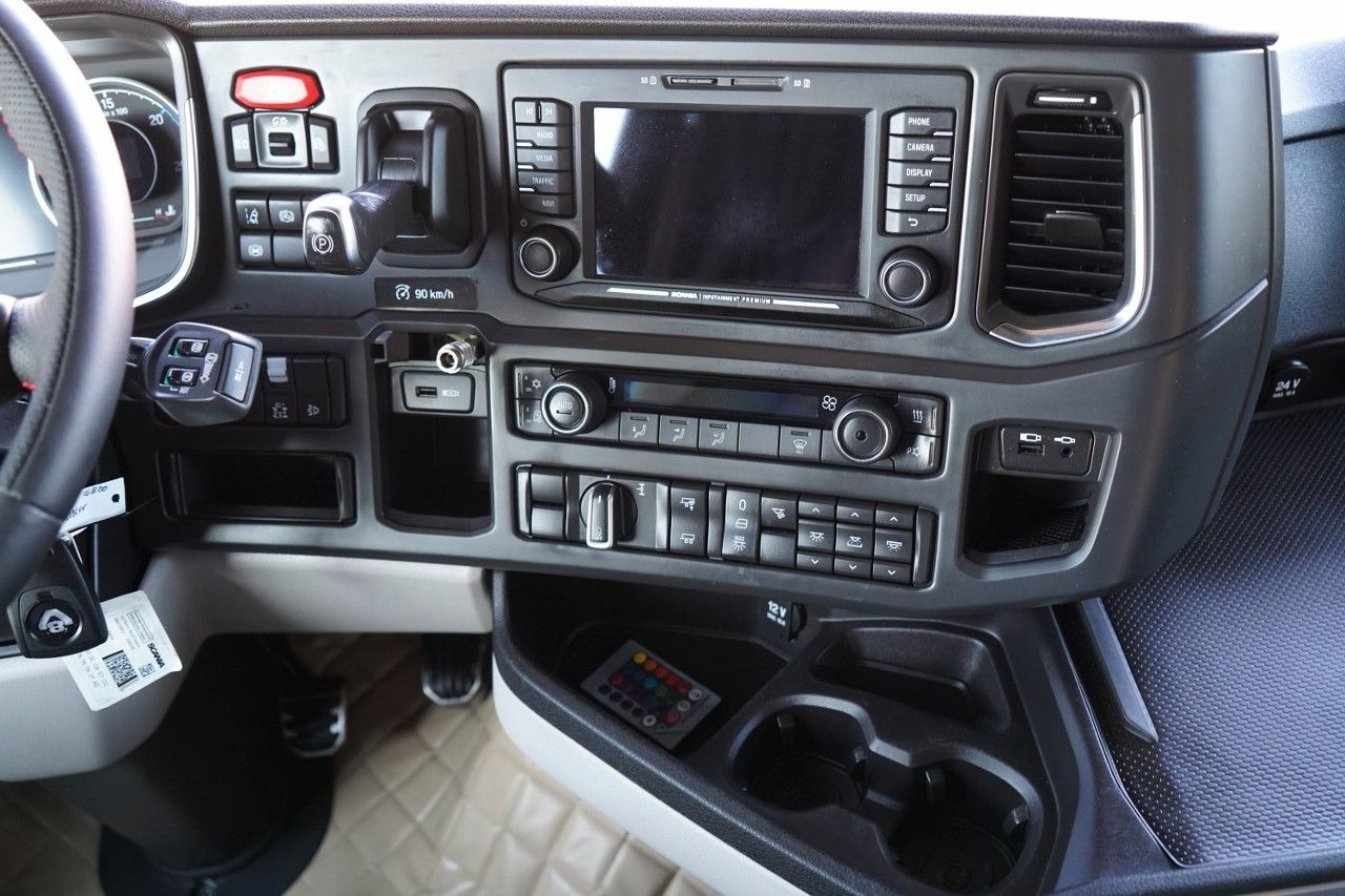 הַחכָּרָה Scania S 520 / V8 / RETARDER / I-PARK COOL / FULL AIRM Scania S 520 / V8 / RETARDER / I-PARK COOL / FULL AIRM: תמונה 29 הַחכָּרָה Scania S 520 / V8 / RETARDER / I-PARK COOL / FULL AIRM Scania S 520 / V8 / RETARDER / I-PARK COOL / FULL AIRM: תמונה 29