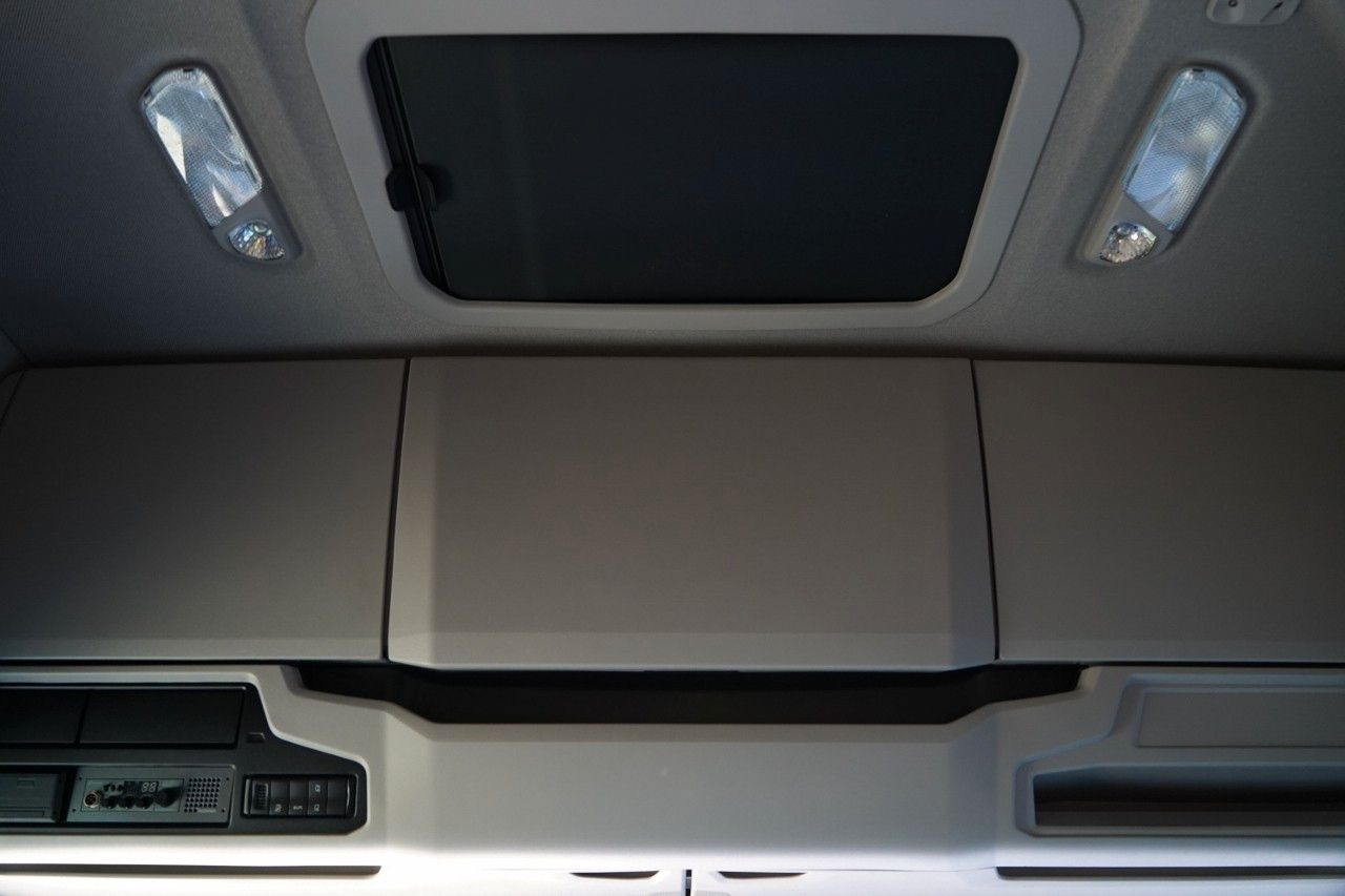 הַחכָּרָה Scania S 520 / V8 / RETARDER / I-PARK COOL / FULL AIRM Scania S 520 / V8 / RETARDER / I-PARK COOL / FULL AIRM: תמונה 33 הַחכָּרָה Scania S 520 / V8 / RETARDER / I-PARK COOL / FULL AIRM Scania S 520 / V8 / RETARDER / I-PARK COOL / FULL AIRM: תמונה 33