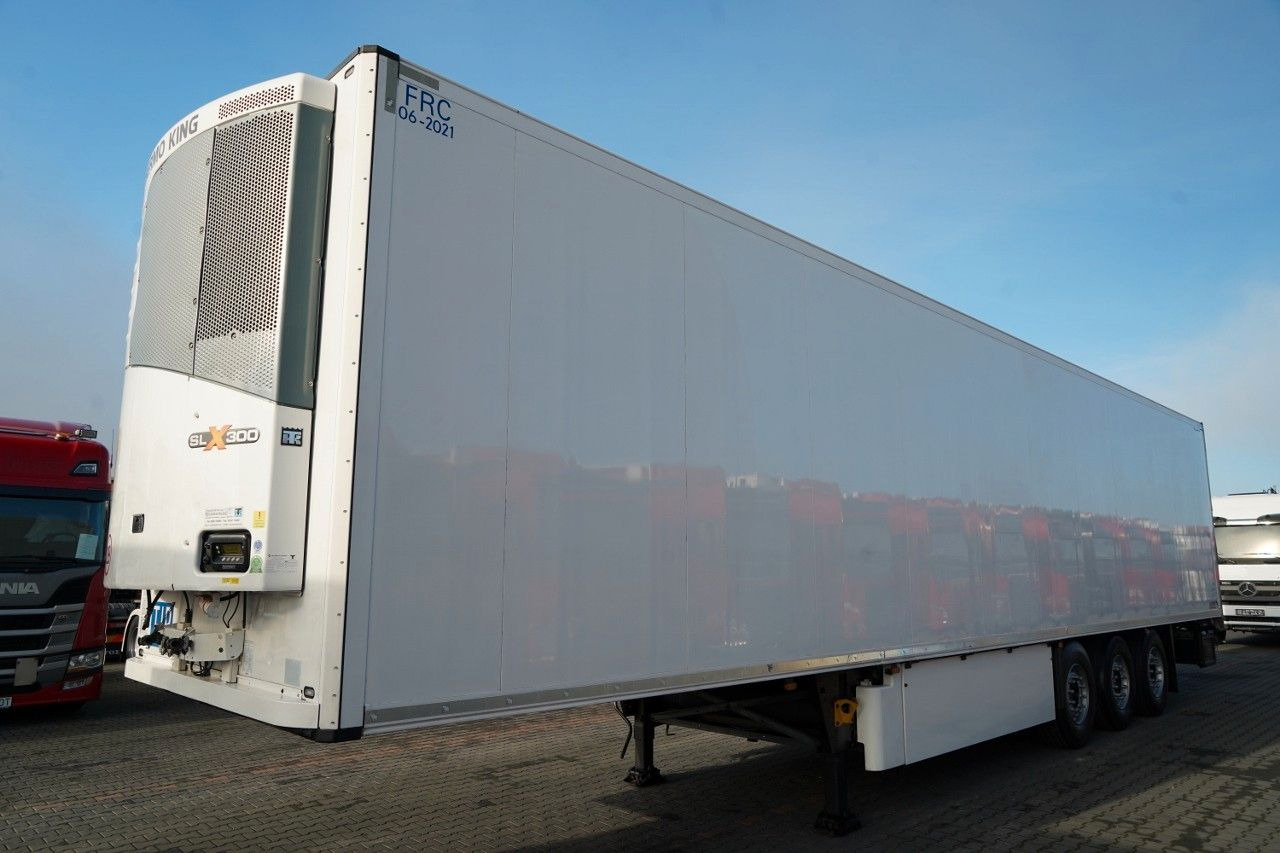 Schmitz Cargobull / CHŁODNIA / THERMO KING SLX 300 / HAKÓWKA / OŚ - סמיטריילר עם קירור: תמונה 2 Schmitz Cargobull / CHŁODNIA / THERMO KING SLX 300 / HAKÓWKA / OŚ - סמיטריילר עם קירור: תמונה 2