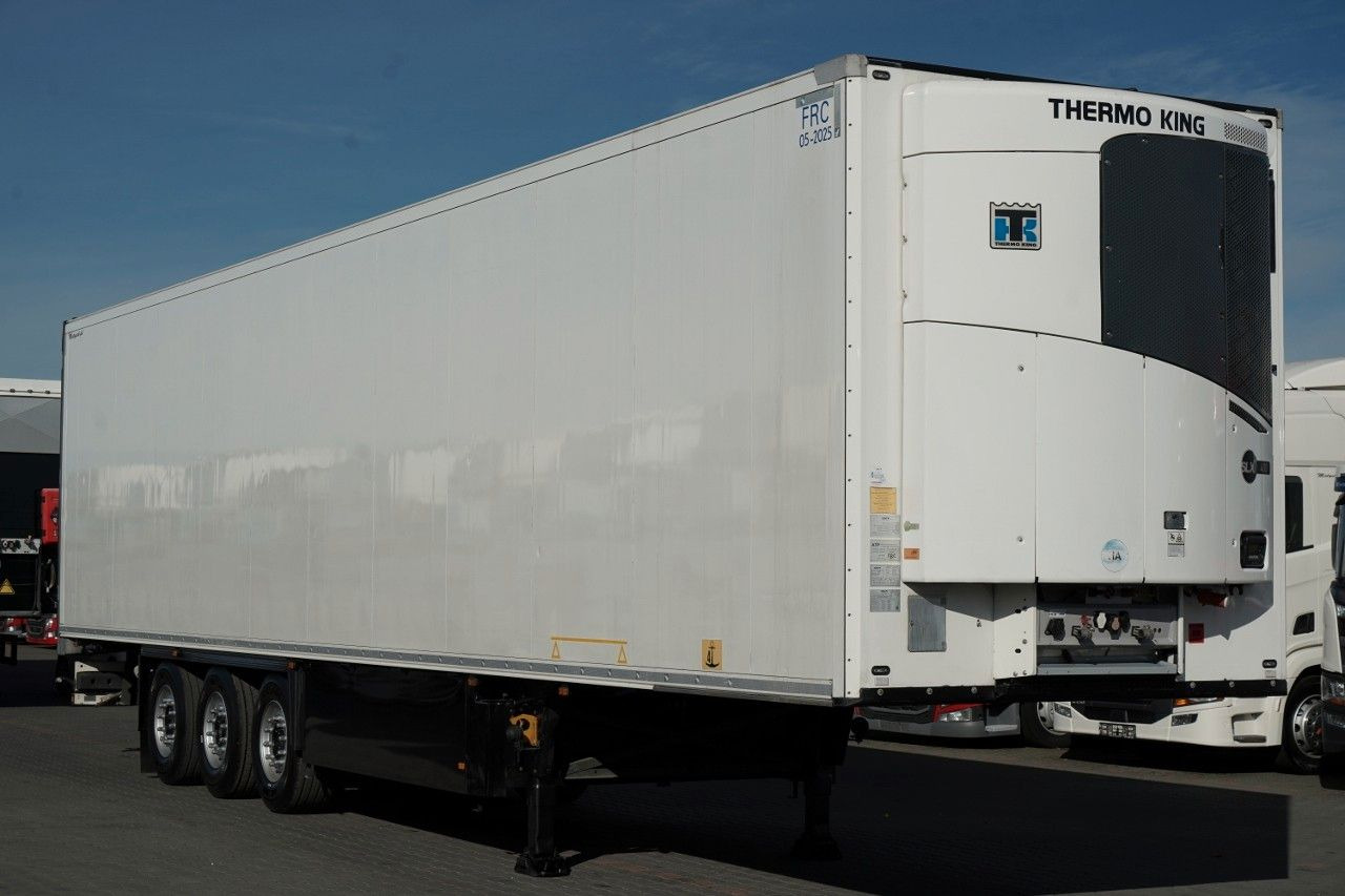 Schmitz Cargobull CHŁODNIA / THERMO KING SLX 400 / HAKÓWKA / OŚ PO - סמיטריילר עם קירור: תמונה 1 Schmitz Cargobull CHŁODNIA / THERMO KING SLX 400 / HAKÓWKA / OŚ PO - סמיטריילר עם קירור: תמונה 1