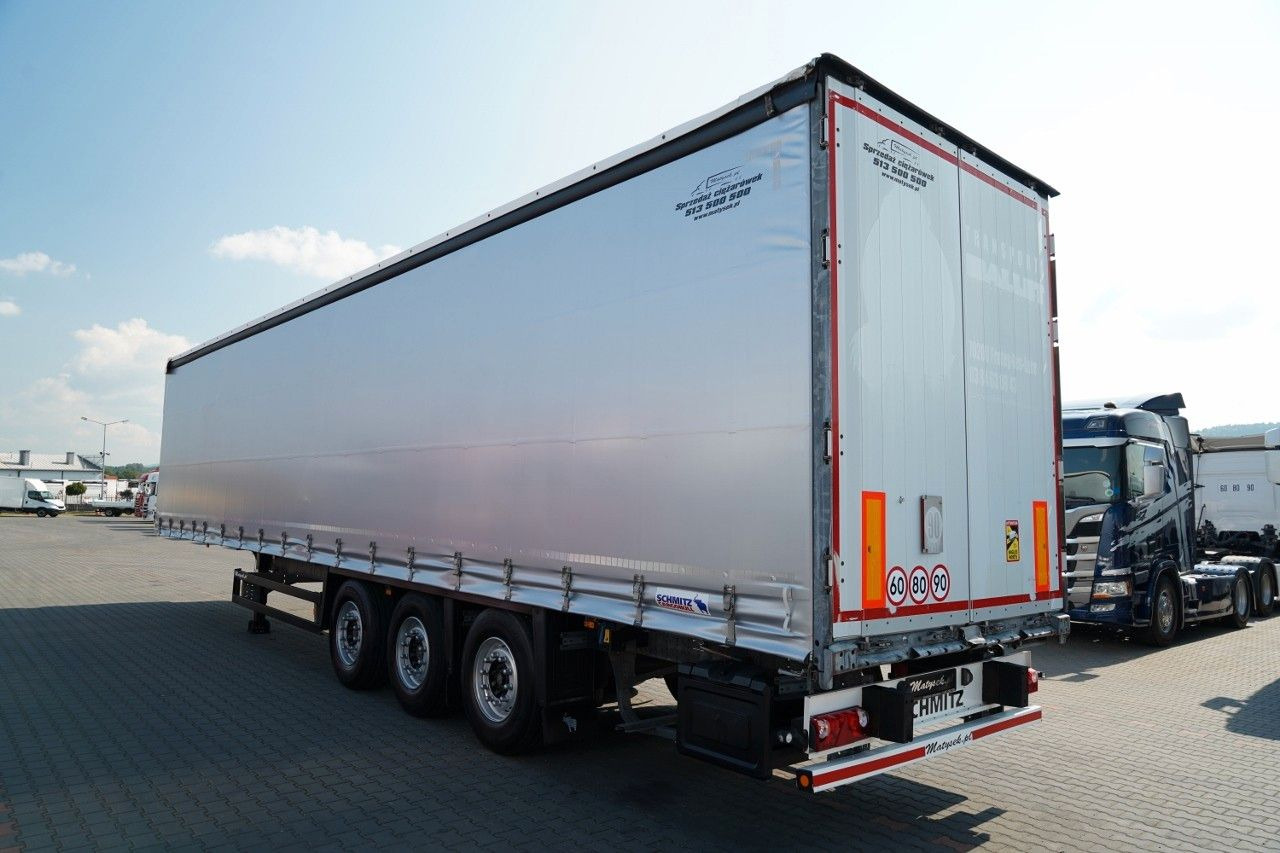 Schmitz Cargobull FIRANKA / STANDARD / 2 OSIE PODNOSZONE / OSIE - סמיטריילר עם וילונות צד: תמונה 2 Schmitz Cargobull FIRANKA / STANDARD / 2 OSIE PODNOSZONE / OSIE - סמיטריילר עם וילונות צד: תמונה 2