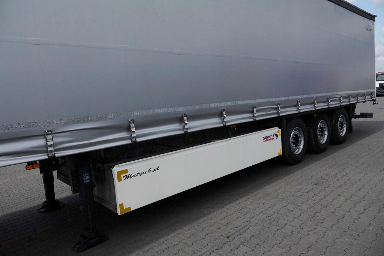סמיטריילר עם וילונות צד Schmitz Cargobull FIRANKA / STANDARD /  OŚ PODNOSZONA / KOSZ NA PA: תמונה 6