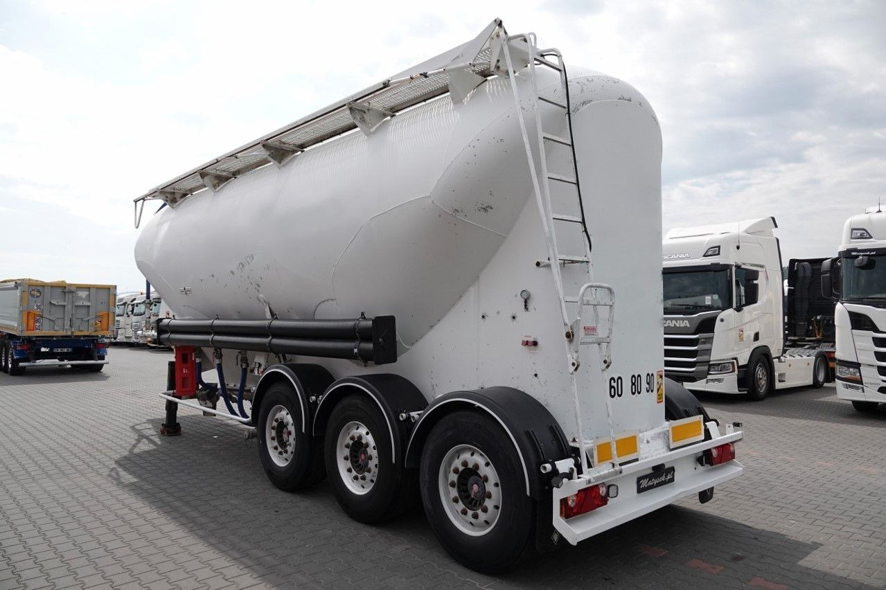 Spitzer CEMENTONACZEPA / 37 000 L / SILOS / 3 KOMORY - סמיטריילר Silo: תמונה 5 Spitzer CEMENTONACZEPA / 37 000 L / SILOS / 3 KOMORY - סמיטריילר Silo: תמונה 5