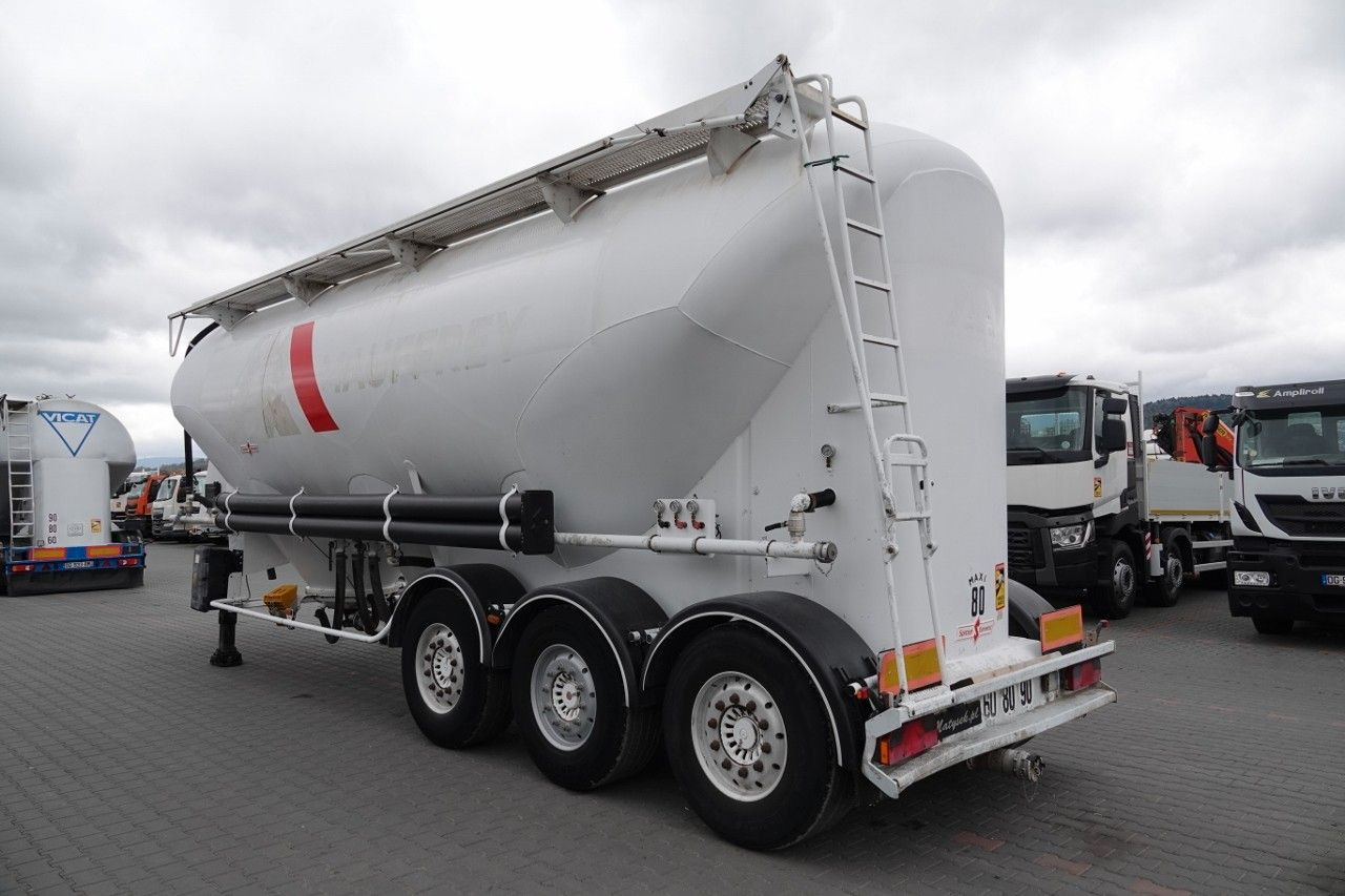 Spitzer CEMENTONACZEPA / 43 000 L / SILOS / 3 KOMORY / O - סמיטריילר Silo: תמונה 4 Spitzer CEMENTONACZEPA / 43 000 L / SILOS / 3 KOMORY / O - סמיטריילר Silo: תמונה 4