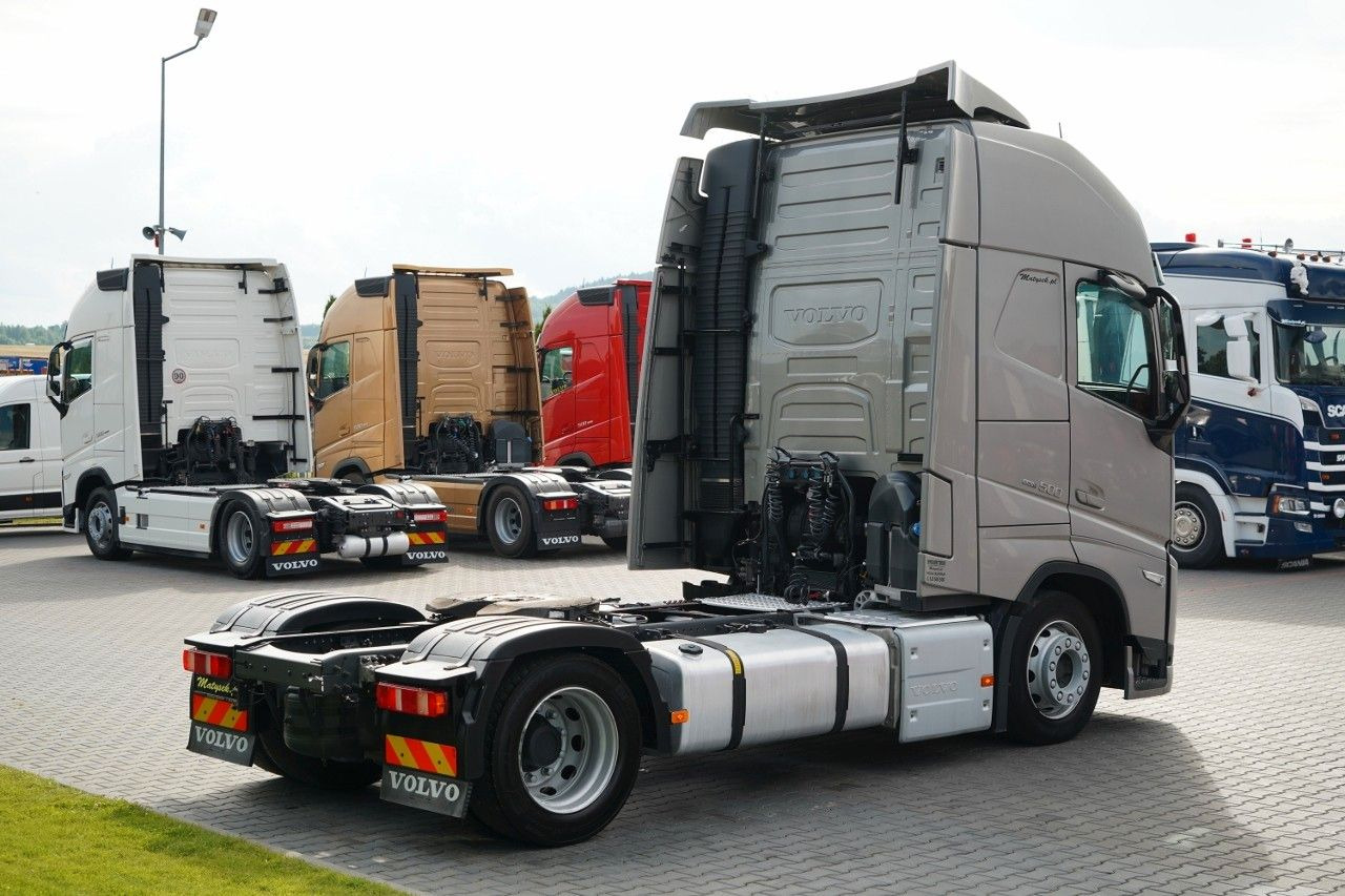 Volvo FH 500 / XXL / I-SAVE / LOWDECK / MEGA / I-PARK Volvo FH 500 / XXL / I-SAVE / LOWDECK / MEGA / I-PARK - יחידת טרקטור: תמונה 5 Volvo FH 500 / XXL / I-SAVE / LOWDECK / MEGA / I-PARK Volvo FH 500 / XXL / I-SAVE / LOWDECK / MEGA / I-PARK - יחידת טרקטור: תמונה 5