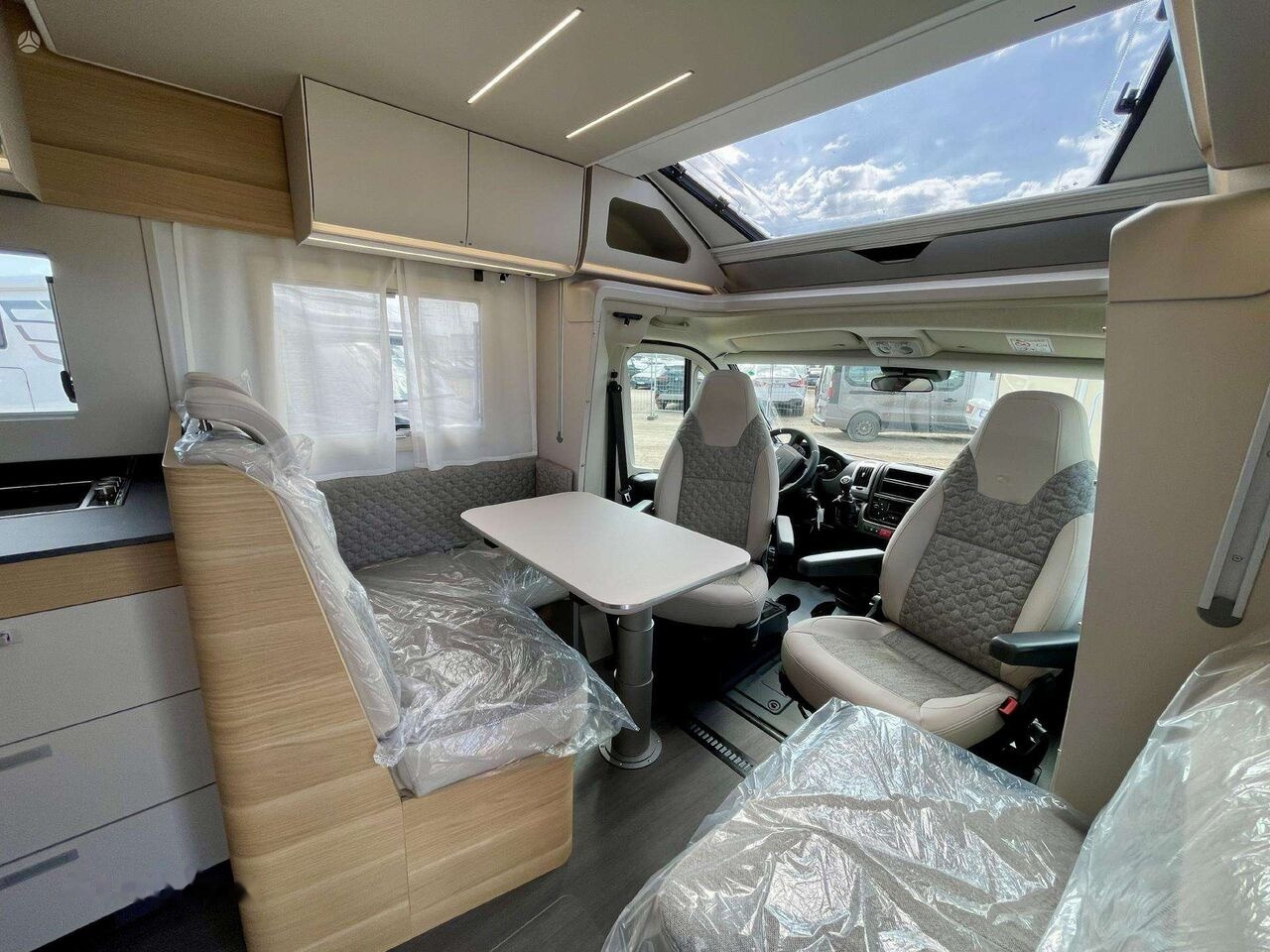 Adria Matrix 670SL - קרוואן: תמונה 4 Adria Matrix 670SL - קרוואן: תמונה 4