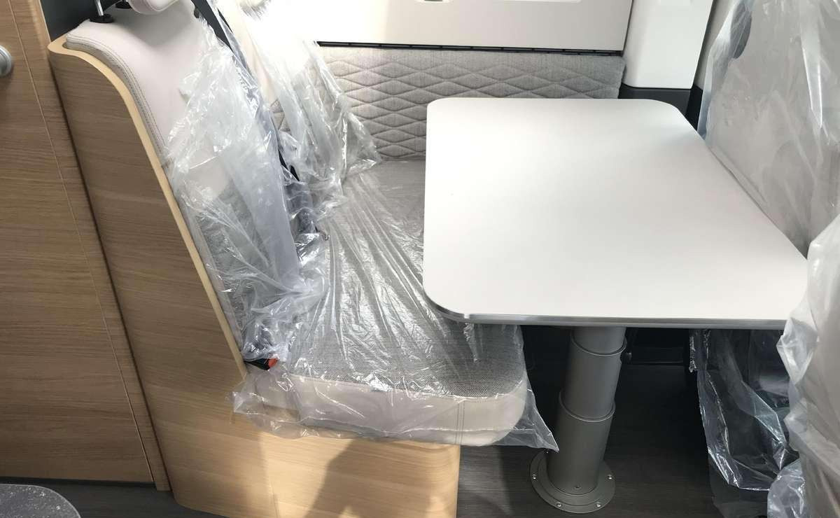 Adria Sonic 600SL - רכב ממונע משולב: תמונה 3 Adria Sonic 600SL - רכב ממונע משולב: תמונה 3