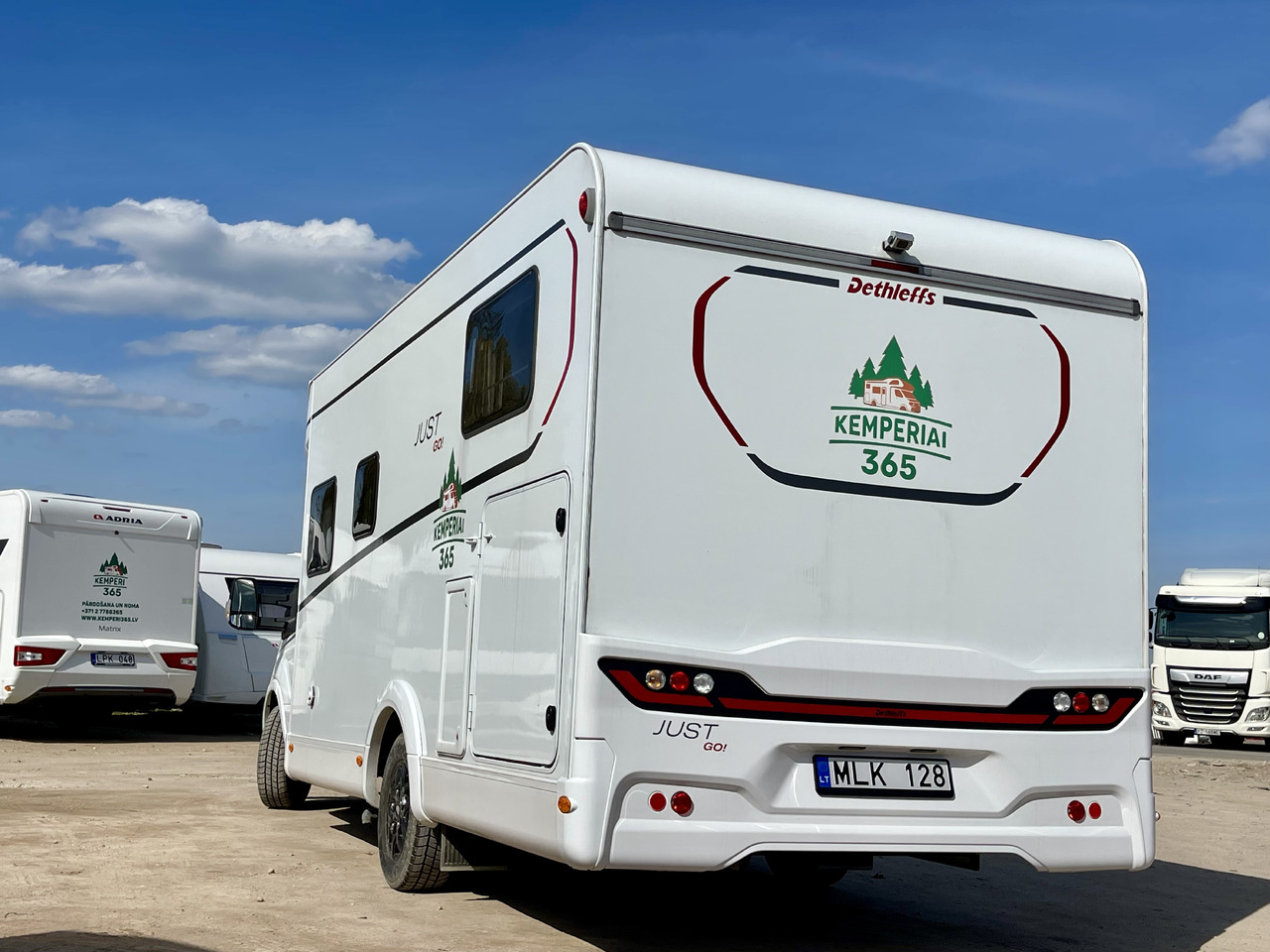 DETHLEFFS Just Go T7055 EB - רכב ממונע חצי-משולב: תמונה 4 DETHLEFFS Just Go T7055 EB - רכב ממונע חצי-משולב: תמונה 4