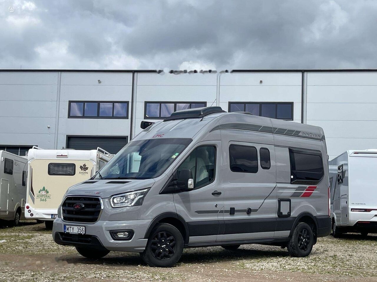 LMC Innovan 590C - קרוואן: תמונה 1 LMC Innovan 590C - קרוואן: תמונה 1
