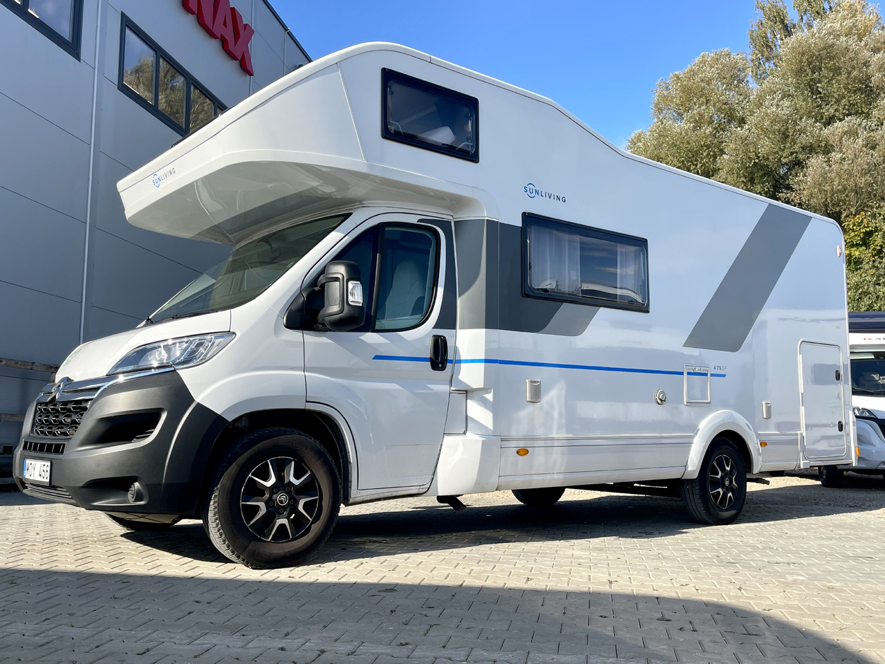 SUN LIVING A 75DP - רכב ממונע Alcove: תמונה 3 SUN LIVING A 75DP - רכב ממונע Alcove: תמונה 3