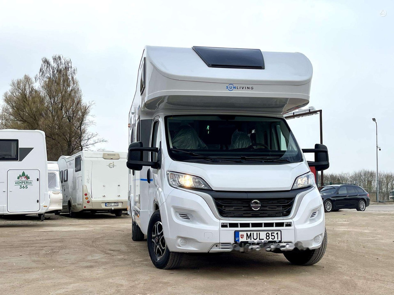 SUN LIVING A70DK - רכב ממונע Alcove: תמונה 2 SUN LIVING A70DK - רכב ממונע Alcove: תמונה 2