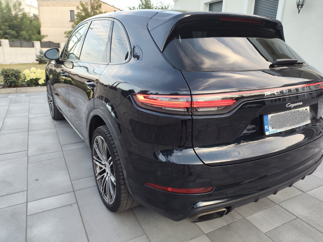 PORSCHE CAYENNE - מכונית: תמונה 4 PORSCHE CAYENNE - מכונית: תמונה 4