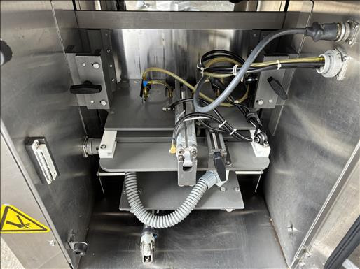 Food Tools CS1000CE Automatic round cake cutter - ציוד למאפיות: תמונה 4 Food Tools CS1000CE Automatic round cake cutter - ציוד למאפיות: תמונה 4