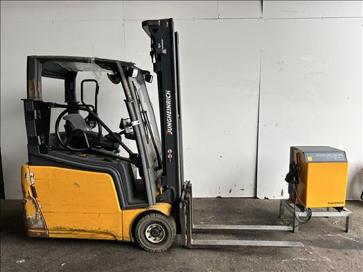 Jungheinrich EFG216K Forklift truck - מכונת מזון: תמונה 1 Jungheinrich EFG216K Forklift truck - מכונת מזון: תמונה 1
