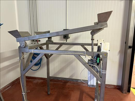 NNP IBC tilting frame - מכונת מזון: תמונה 3 NNP IBC tilting frame - מכונת מזון: תמונה 3