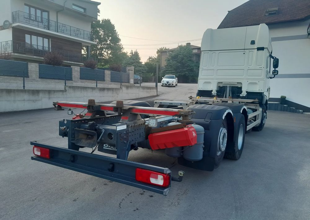 DAF XF 106 450 / BDF RETARDER - משאית עם שלדת תא: תמונה 4 DAF XF 106 450 / BDF RETARDER - משאית עם שלדת תא: תמונה 4
