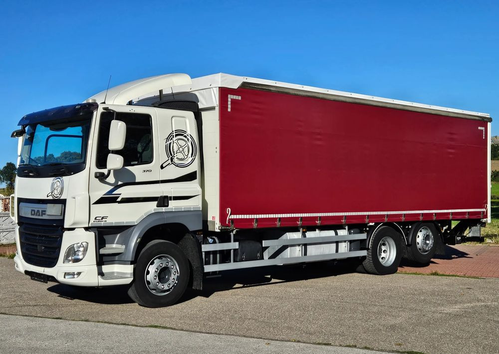 DAF CF370/410/BURTO-FIRANKA/RETARDER/WINDA/OŚ SKRĘTNA-PODNOSZONA/E6/SPROWADZONY/20PALET/BURTO-FIRANKA - משאית וילונות צד: תמונה 1 DAF CF370/410/BURTO-FIRANKA/RETARDER/WINDA/OŚ SKRĘTNA-PODNOSZONA/E6/SPROWADZONY/20PALET/BURTO-FIRANKA - משאית וילונות צד: תמונה 1