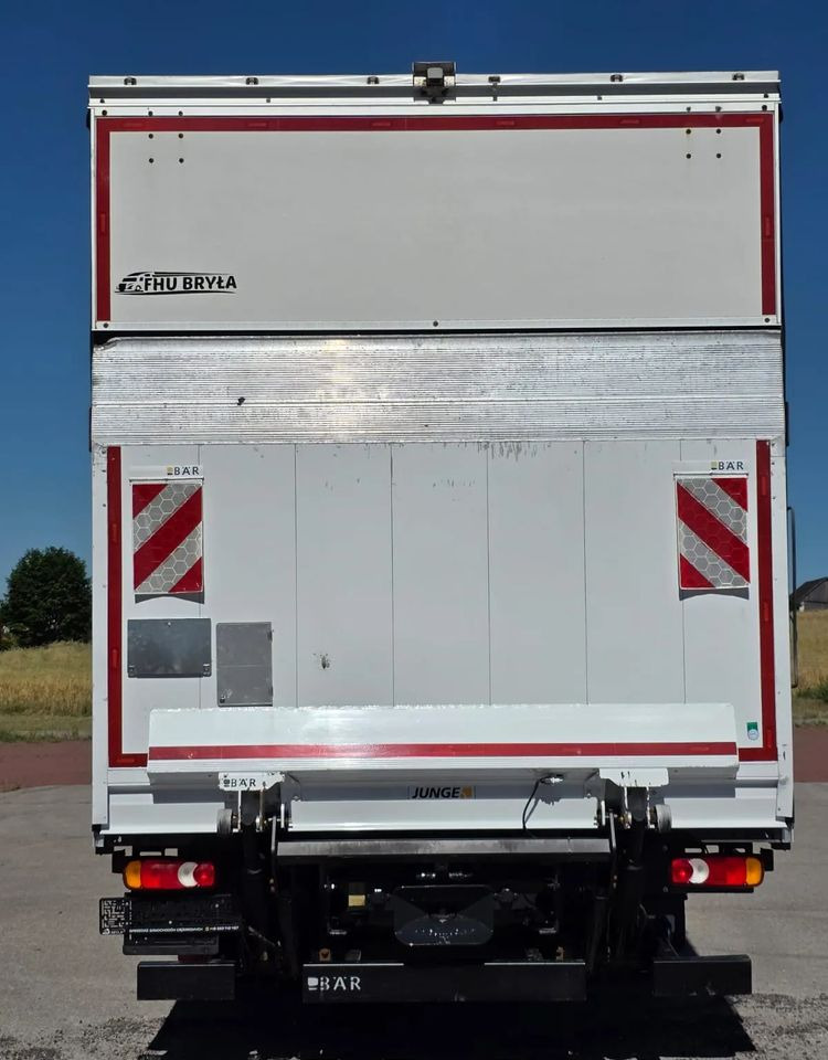 Iveco EUROCARGO 160E320/FIRANKA/WINDA/AUTOMAT/NISKI PRZEBIEG/E6/SPROWADZONY/PIERWSZY WŁAŚCICIEL - משאית וילונות צד: תמונה 5 Iveco EUROCARGO 160E320/FIRANKA/WINDA/AUTOMAT/NISKI PRZEBIEG/E6/SPROWADZONY/PIERWSZY WŁAŚCICIEL - משאית וילונות צד: תמונה 5